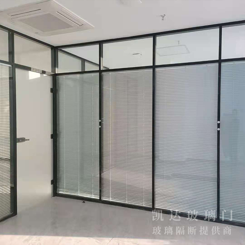 隔斷工程地止，山鋼新天地1012室